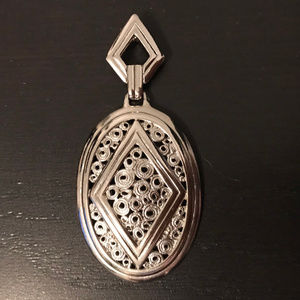Silver Toned Pendant